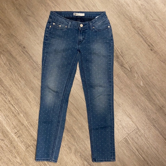 Levi’s Low-Rise Vintage Polka Dot Skinny Jeans - Picture 1 of 6